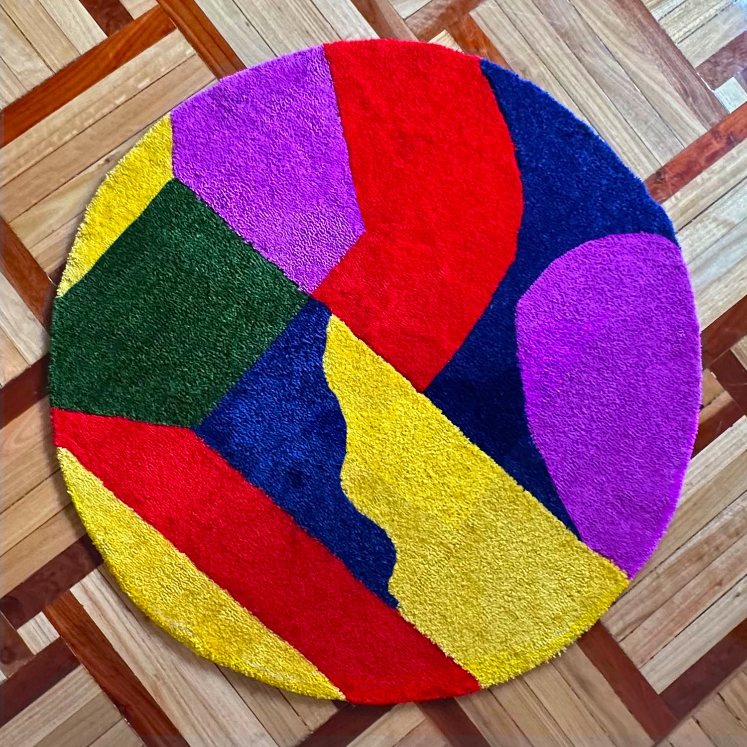 GEOMETRIC RUG