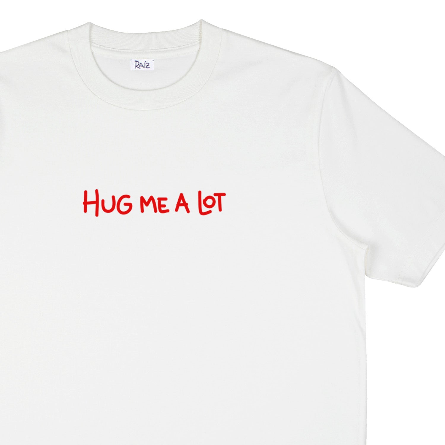 HUG ME T-SHIRT
