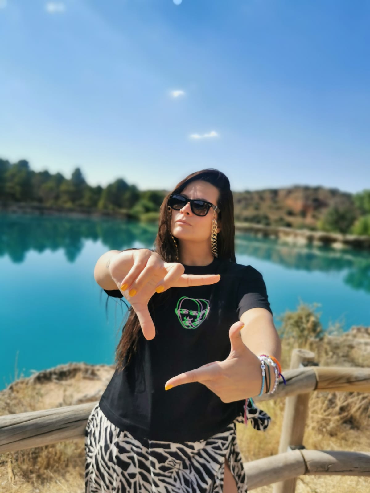 CROP CABEZAS T-SHIRT